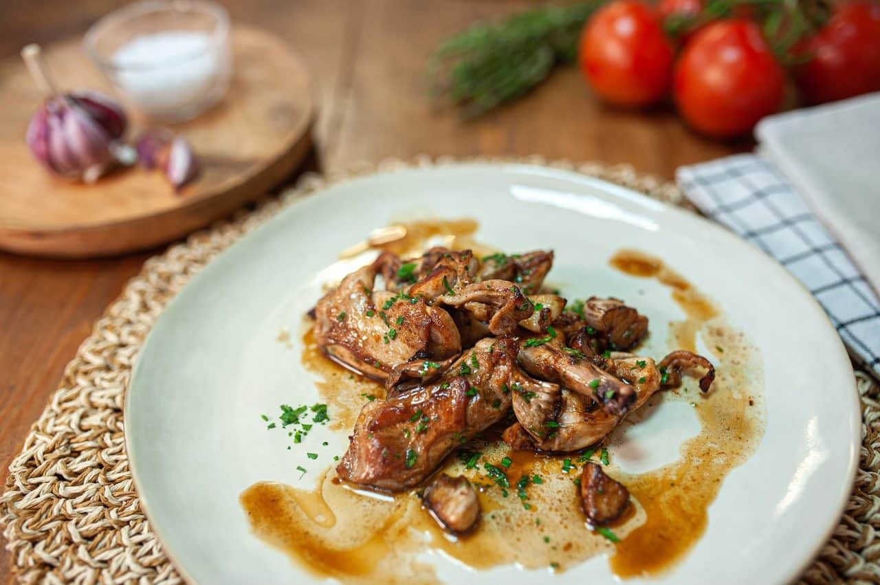 Spanish Garlic Rabbit Buy Garlic Sliced Rabbit/Paelaa Online - CECARN