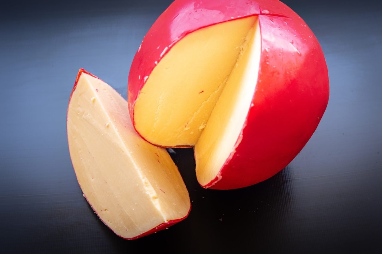 Buy Edam Cheese Balls. Piece Online - CECARN